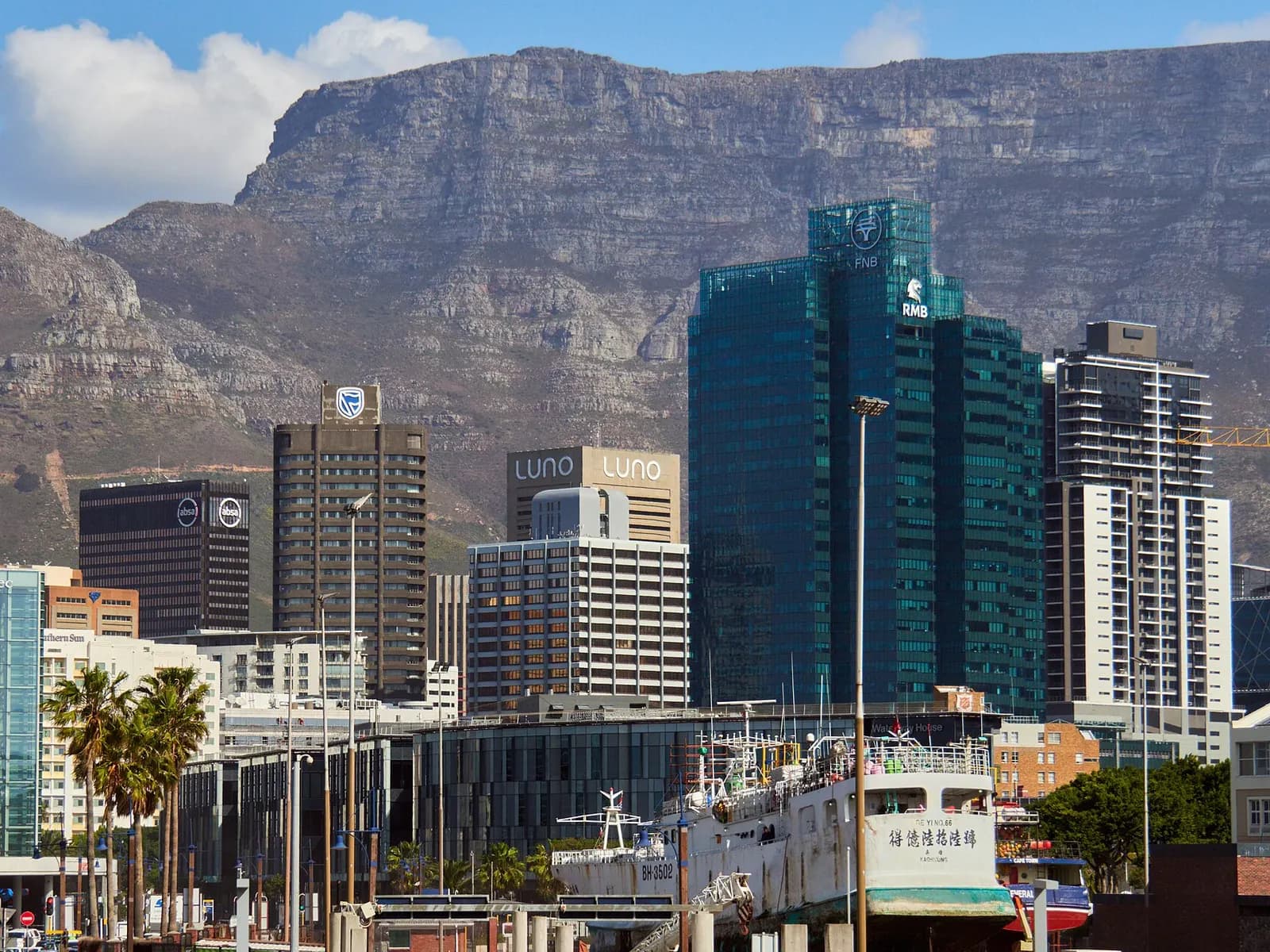 Foto: Table Mountain sobre Ciudad del Cabo